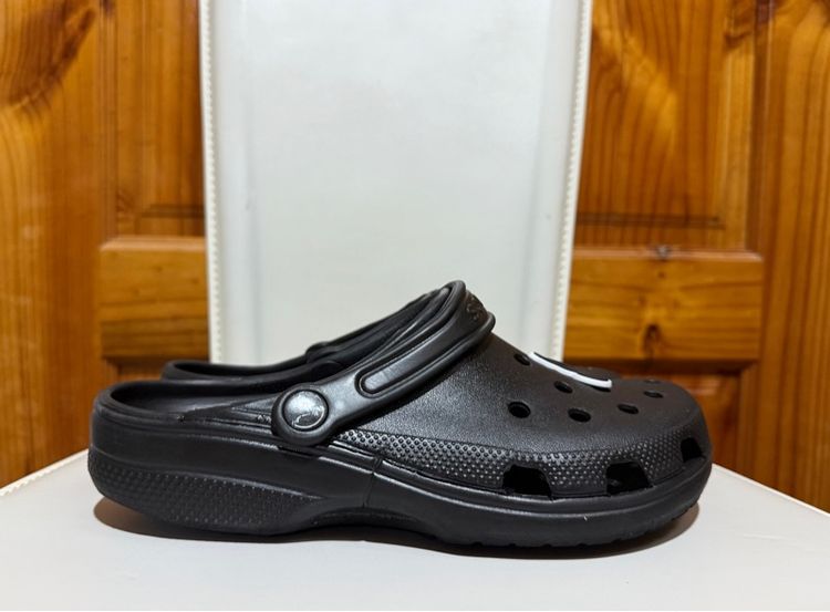 รองเท้าหัวโต Crocs รูปที่ 2