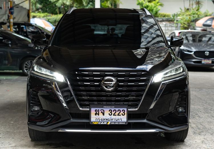 รถ Nissan Kicks 1.2 V สี ดำ