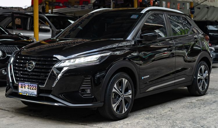 Nissan Kicks 2023 1.2 V Sedan ไฮบริด ไม่ติดแก๊ส เกียร์อัตโนมัติ ดำ รูปที่ 2