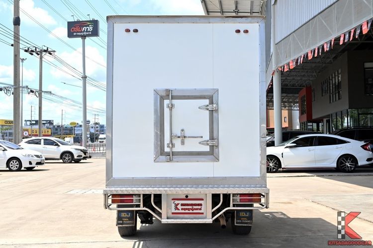 Toyota Hilux Revo 2021 2.4 Entry Pickup ดีเซล ไม่ติดแก๊ส เกียร์ธรรมดา ขาว รูปที่ 4