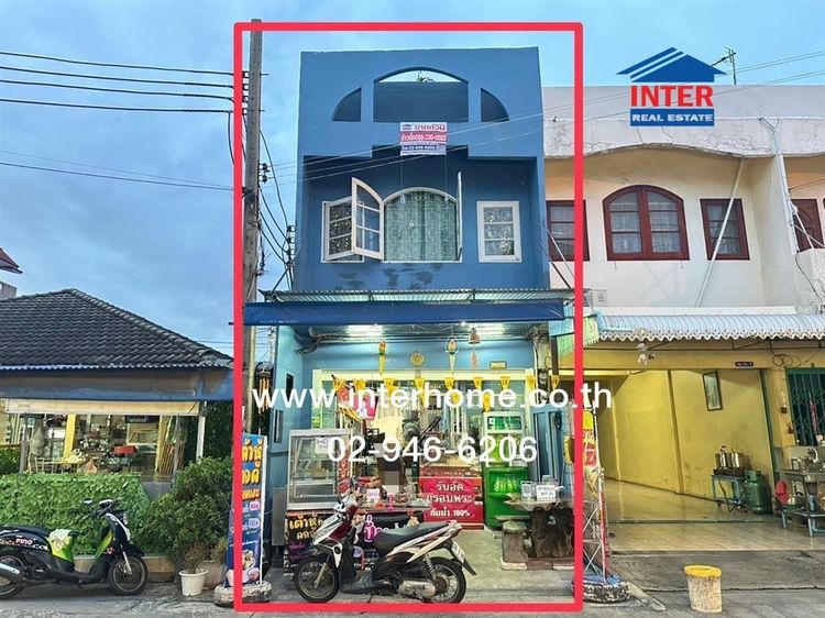 อาคารพาณิชย์ 2 ชั้น 17.9 ตร.ว. หมู่บ้านทองวิวัฒน์วิลล่า บางเมือง ซอยหมู่บ้านทองวิวัฒน์วิลล่า ถนนศรีนครินทร์ ถนนสุขุมวิท เมืองสมุทรปราการ