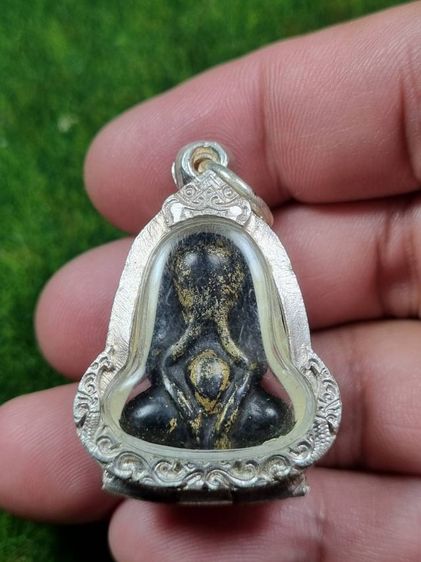 พระปิดตาเก่าๆ