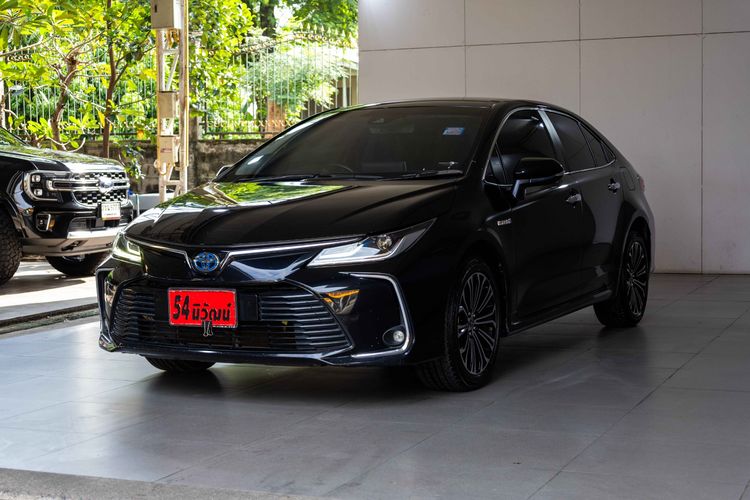 Toyota Altis 2019 1.8 Hybrid High Sedan ไฮบริด ไม่ติดแก๊ส เกียร์อัตโนมัติ ดำ รูปที่ 3