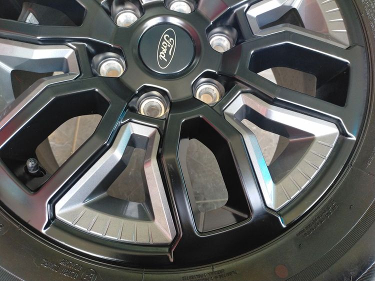 แม็กฟอร์ดป้ายแดง ขอบ17 พร้อมยางป้ายแดงบริสโตน 255 70 17 ปี25 รูปที่ 6