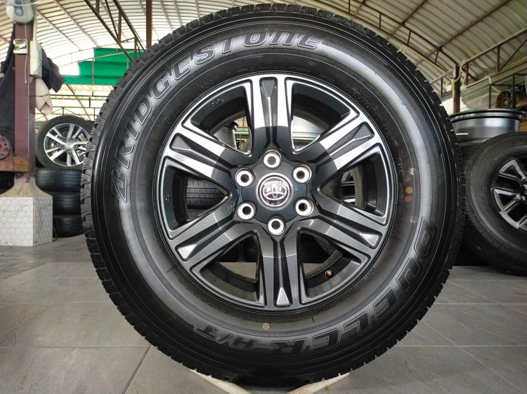 อื่นๆ 17" อื่นๆ แม็กโตโยต้า ขอบ17 สีเดิม พร้อมยางบริสโตน 255 70 17 ปี25 ใส่ revo vigo fortuner