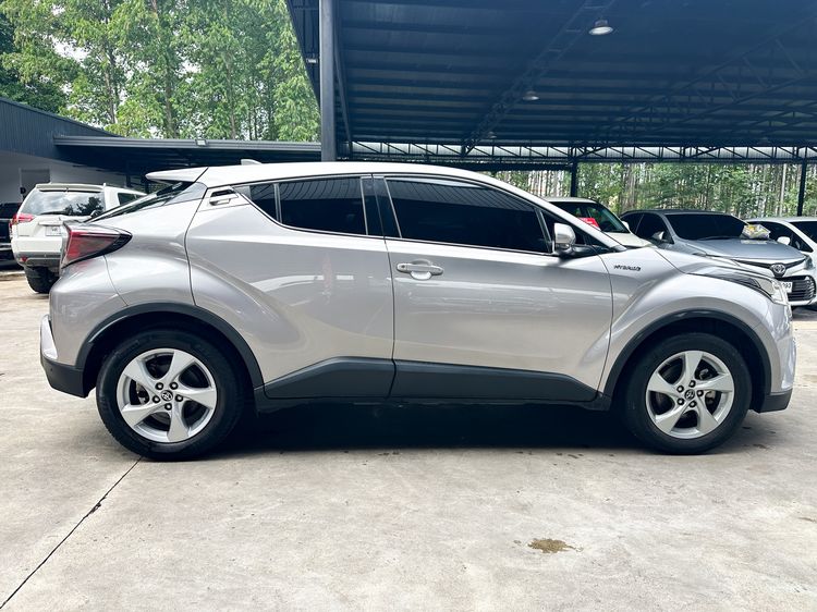 Toyota C-HR 2018 1.8 HV Hi Utility-car ไฮบริด เกียร์อัตโนมัติ เทา รูปที่ 4