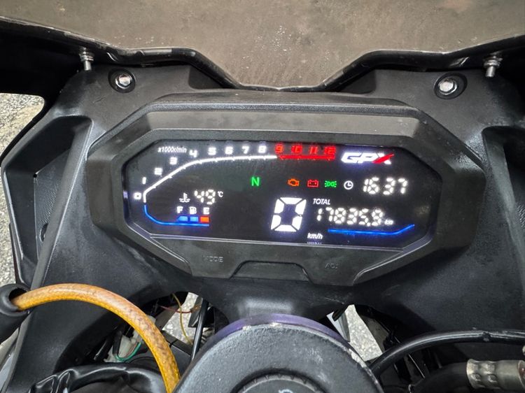 GPX DEMON GR200Rรถฝากขายหัวฉีดเกียร์ สตาร์ทมือเครื่องดีมากสีธรรมชาติต้องมาดูของจริงมีสถานที่ให้ทดลองขับขี่ก่อนซื้อ รูปที่ 4