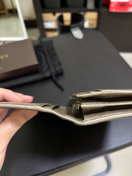 Gucci Women's Golden Beige Leather WCoin Pocket Continental Wallet รูปที่ 4