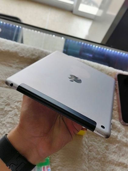 iPad Gen 5 2017  32gb (ใส่ซิมได้) รูปที่ 7