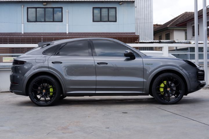 Porsche Cayenne 2020 3.0 E-Hybrid Coupé 4WD Utility-car ปลั๊กอินไฮบริด (PHEV) ไม่ติดแก๊ส เกียร์อัตโนมัติ เทา รูปที่ 3