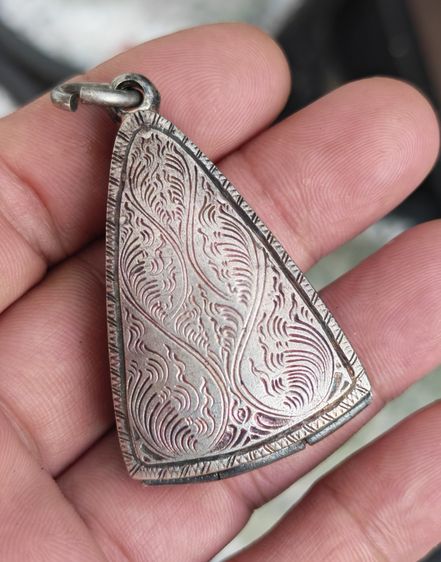 ตลับใส่พระเงินแท้ งานเก่า สวยหายาก ราคาแบ่งปันครับ รูปที่ 3