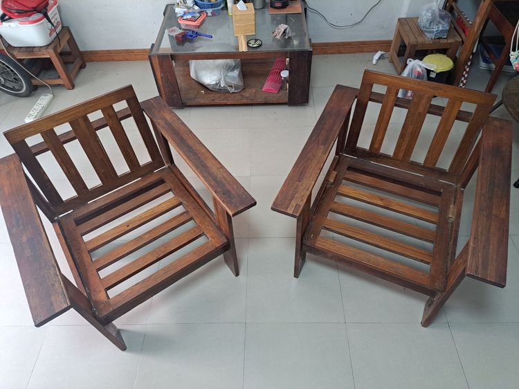ชุดโต๊ะเก้าอี้ไม้สัก งานเก่า อายุประมาณ50ปี ยังแข็งแรงนั่งได้ปกติ