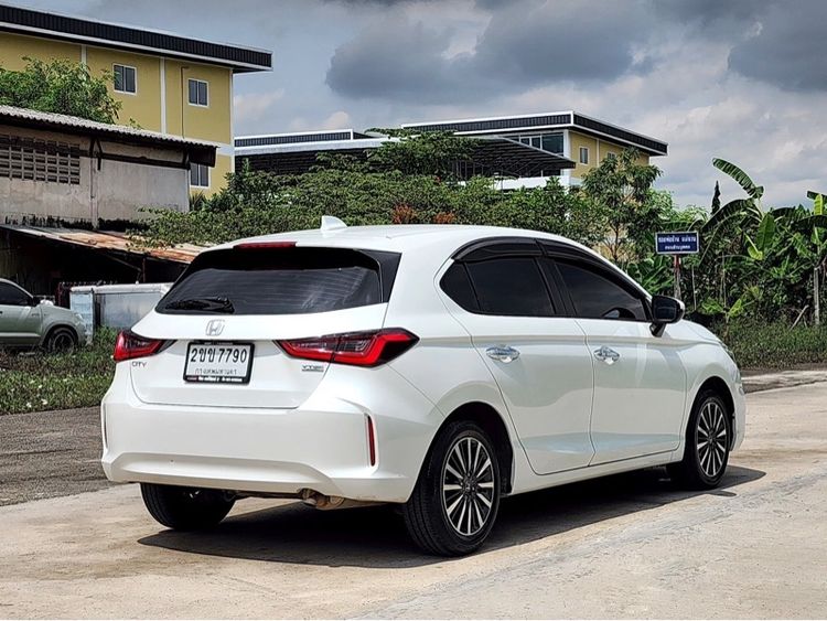 Honda City 2021 1.0 SV Sedan เบนซิน ไม่ติดแก๊ส เกียร์อัตโนมัติ ขาว รูปที่ 4