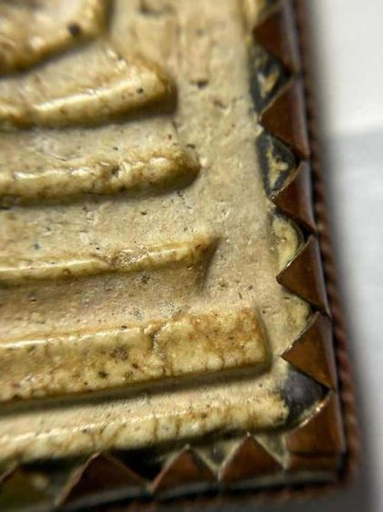 พระ​สมเด็จ​วัด​ระฆัง​พิมพ์​ใหญ่​เกศ​ทะลุ​ซุ้ม​ ของช่างหลวง​วิจารณ์​เจียร​นัย​สร้าง​  ​พระ​บ้าน​แท้​ๆ​​สนใจ​ติดต่อ​ขอ​ดู​รูป​เพิ่ม​ได้​ครับ​  รูปที่ 9