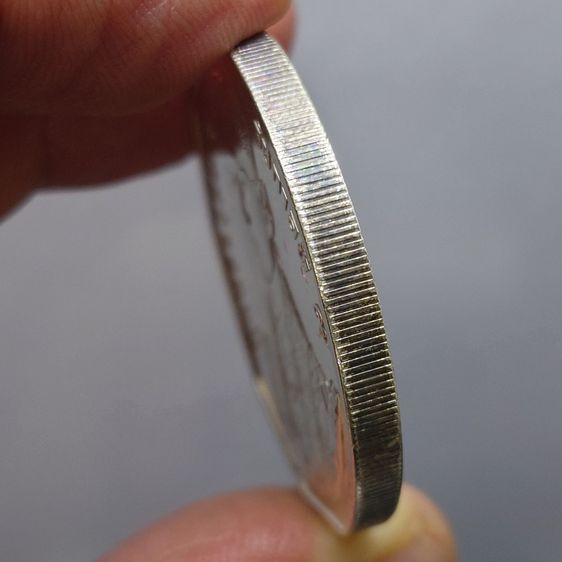 เหรียญเงิน 600 บาท ที่ระลึกพระราชพิธีรัชมังคลาภิเษก รัชกาลที่ 9 ปี พ.ศ.2531 ไม่ผ่านใช้ รูปที่ 5