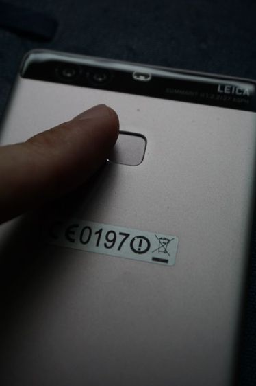 Huawei P9 - กล้องคู่ Leica - เพิ่มเมมได้ - ช่องหูฟัง 3.5 มม. สภาพดีมาก พร้อมปุ่มเพิ่มเสียงสำรองให้ร้านติดตั้ง รูปที่ 6