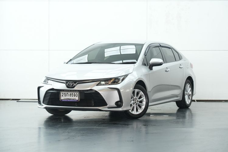 Toyota Altis 2021 1.6 G Sedan ไฮบริด ไม่ติดแก๊ส เกียร์อัตโนมัติ ขาว รูปที่ 2