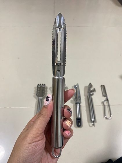 ชุดมีดปอก 6 ชิ้น ชุดเครื่องมือครัวด้ามจับผลไม้ มีดแกะ มีดซอยผักผลไม้ เครื่องใช้ในครัวเรือน  รูปที่ 2