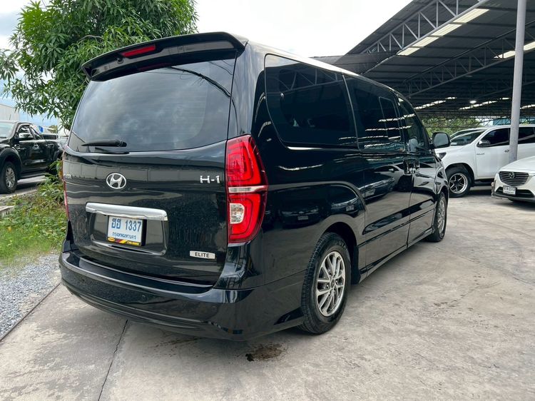 Hyundai H-1  2019 2.5 Elite Van ดีเซล ไม่ติดแก๊ส เกียร์อัตโนมัติ ดำ รูปที่ 4