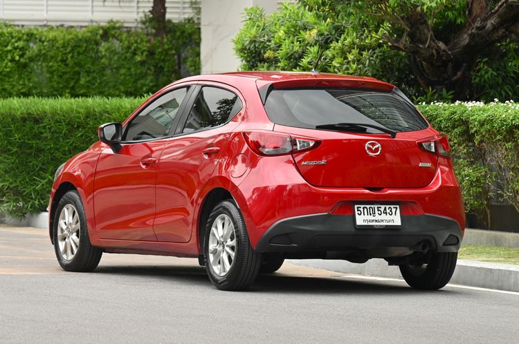 Mazda Mazda 2 2015 1.5 XD Sports Sedan ดีเซล ไม่ติดแก๊ส เกียร์อัตโนมัติ แดง รูปที่ 3