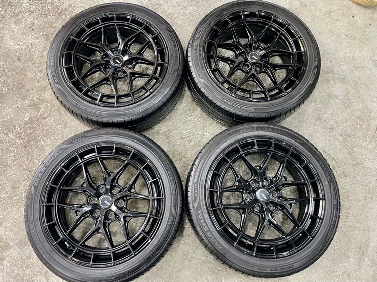 ล้อ SSW ขอบ 20” 6 รู 130 กว้าง 8.5 ET40 ใส่ MAJESTY HIACE หน้ายาว ยาง MARSHAL 245-45R20 ปี 25 ดอกยางสวยสวย ตุ่มหน้ายางยังเห็นอยู่ รูปที่ 4
