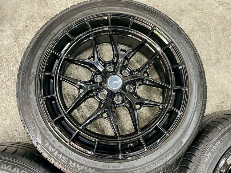 ล้อ SSW ขอบ 20” 6 รู 130 กว้าง 8.5 ET40 ใส่ MAJESTY HIACE หน้ายาว ยาง MARSHAL 245-45R20 ปี 25 ดอกยางสวยสวย ตุ่มหน้ายางยังเห็นอยู่ รูปที่ 8