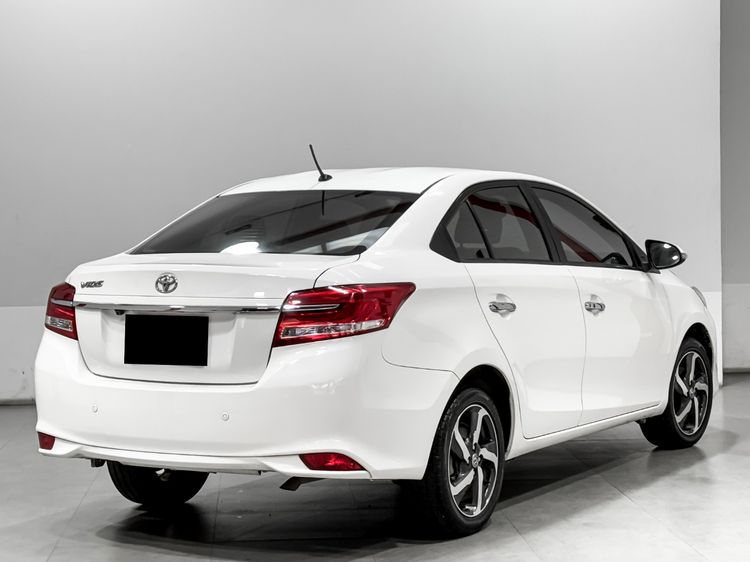 Toyota Vios 2021 1.5 High Sedan เบนซิน เกียร์อัตโนมัติ ขาว รูปที่ 4