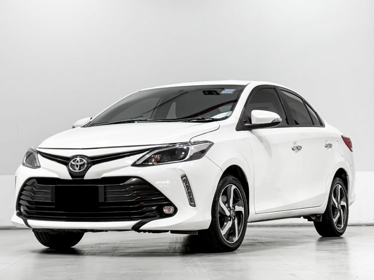 รถ Toyota Vios 1.5 High สี ขาว