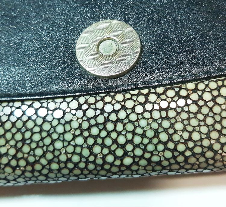 👛🌊✨ กระเป๋าสตางค์ ใส่ธนบัตร 3 พับ 🐟 หนังปลากระเบนแท้ ขัดเรียบพิเศษ Genuine Polished Stingray Leather Wallet Trifold รูปที่ 7