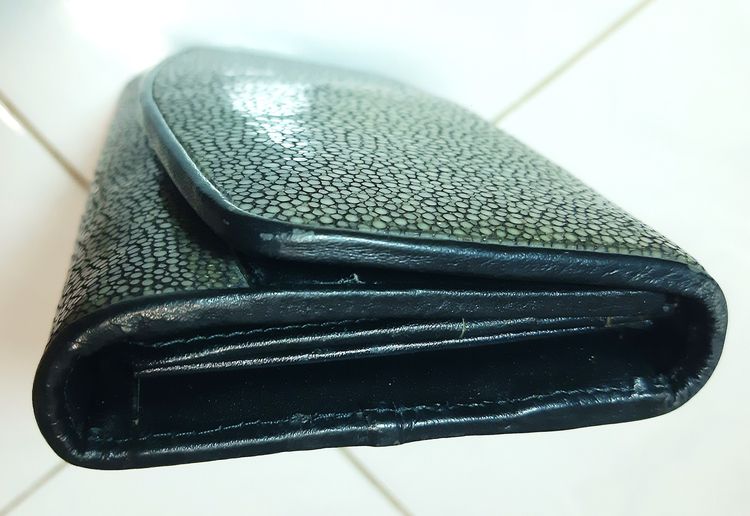 👛🌊✨ กระเป๋าสตางค์ ใส่ธนบัตร 3 พับ 🐟 หนังปลากระเบนแท้ ขัดเรียบพิเศษ Genuine Polished Stingray Leather Wallet Trifold รูปที่ 5