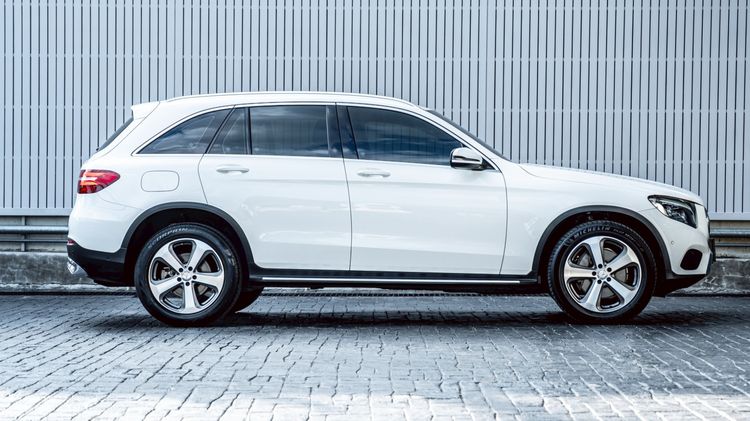 Mercedes-Benz GLC-Class 2017 GLC250d Utility-car ดีเซล ไม่ติดแก๊ส เกียร์อัตโนมัติ ขาว รูปที่ 4
