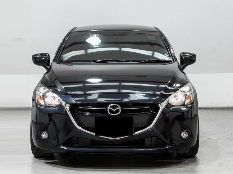 Mazda Mazda 2 2017 1.3 High Connect Sedan เบนซิน เกียร์อัตโนมัติ ดำ รูปที่ 2
