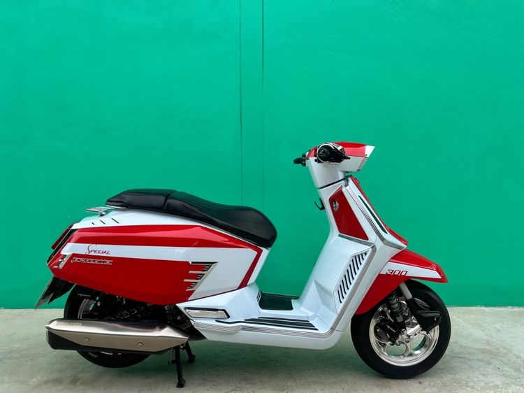 รุ่นอื่นๆ 2025 LAMBRETTA X300  สี แดงขาวปี24จด25 ABS ตัวพิเศษ (Special )