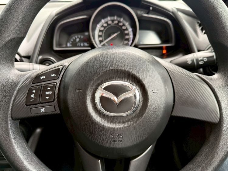 Mazda Mazda 2 2016 1.3 Standard Sedan เบนซิน ไม่ติดแก๊ส เกียร์อัตโนมัติ แดง รูปที่ 3