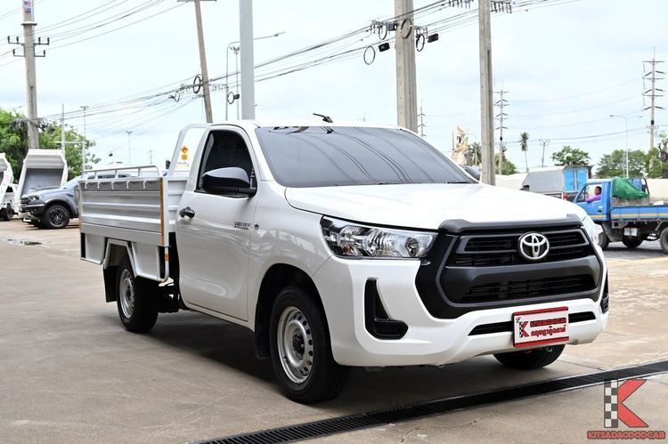 รถ Toyota Hilux Revo 2.4 Entry สี ขาว