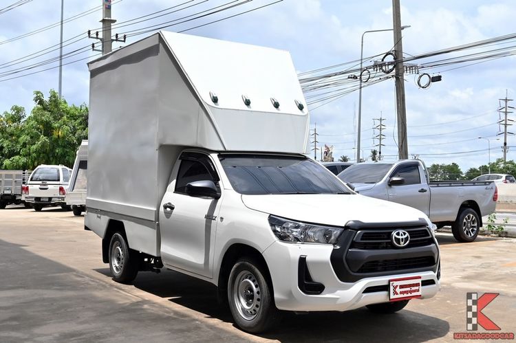 รถ Toyota Hilux Revo 2.4 Entry สี ขาว