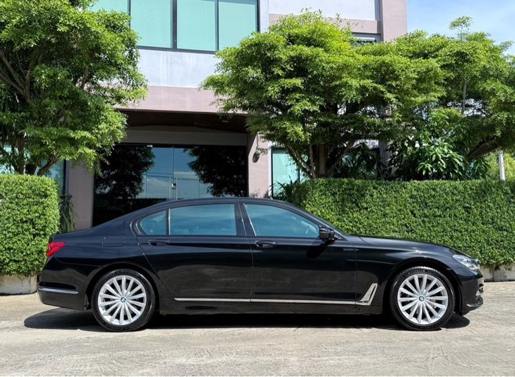 BMW Series 7 2017 740Li Sedan เบนซิน ไม่ติดแก๊ส เกียร์อัตโนมัติ ดำ รูปที่ 2