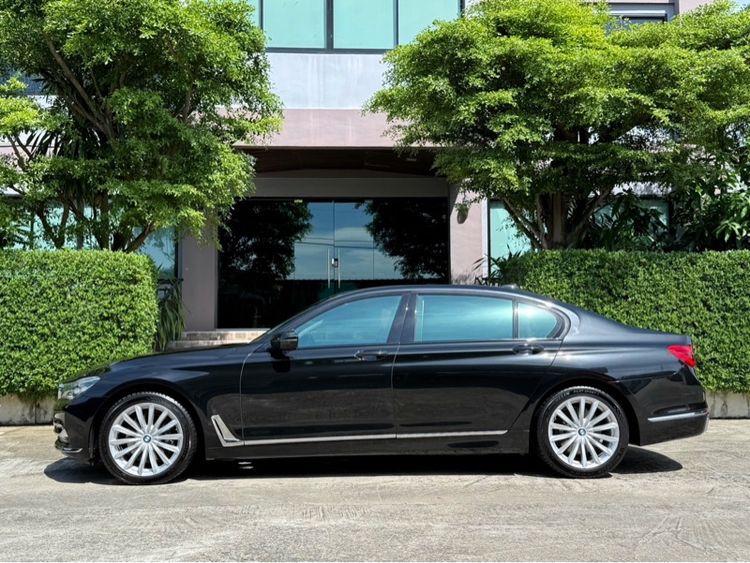 BMW Series 7 2017 740Li Sedan เบนซิน ไม่ติดแก๊ส เกียร์อัตโนมัติ ดำ รูปที่ 4