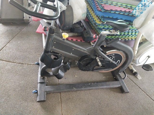 จักรยานนั่งปั่น รูปที่ 2