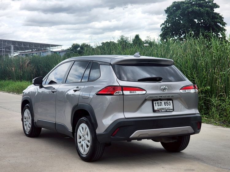 Toyota Corolla Cross 2020 1.8 Sport Utility-car เบนซิน ไม่ติดแก๊ส เกียร์อัตโนมัติ เทา รูปที่ 2