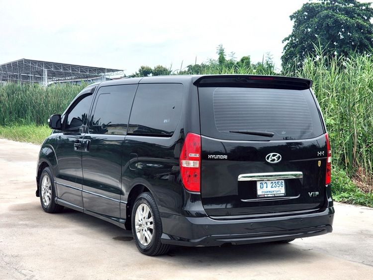 Hyundai H-1  2014 2.5 Elite Van ดีเซล ไม่ติดแก๊ส เกียร์อัตโนมัติ ดำ รูปที่ 2