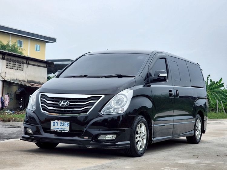 Hyundai H-1  2014 2.5 Elite Van ดีเซล ไม่ติดแก๊ส เกียร์อัตโนมัติ ดำ