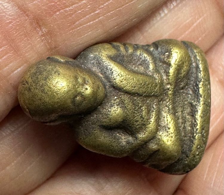  🙏รูปหล่อล.พ.เงิน วัดห้วยเขน พิมพ์ B เนื้อโลหะเหลืองอมเขียว องค์ละ1850 รูปที่ 5