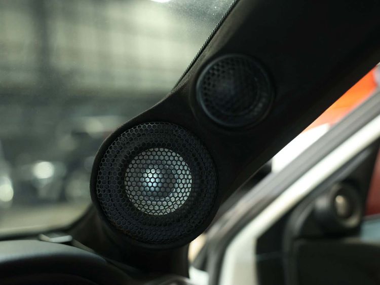 Honda Accord 2018 2.0 Hybrid Tech Sedan ไฮบริด ไม่ติดแก๊ส เกียร์อัตโนมัติ ขาว รูปที่ 4