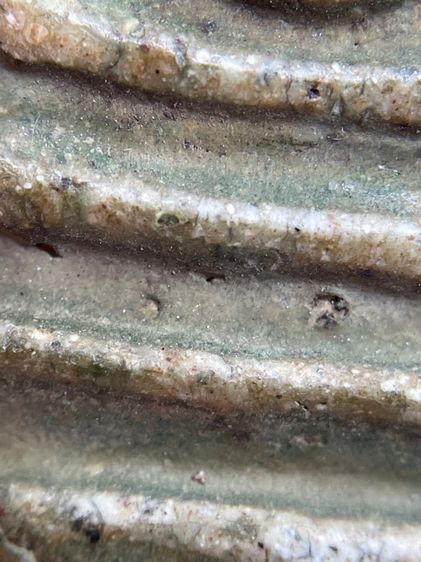 พระสมเด็จวัดระฆังพิมพ์ใหญ่ สังฆาฏิ หลัง เขียน ขรัวโต 2404 เนื้อเก่าสวยเป็นธรรมชาติ รูปที่ 13