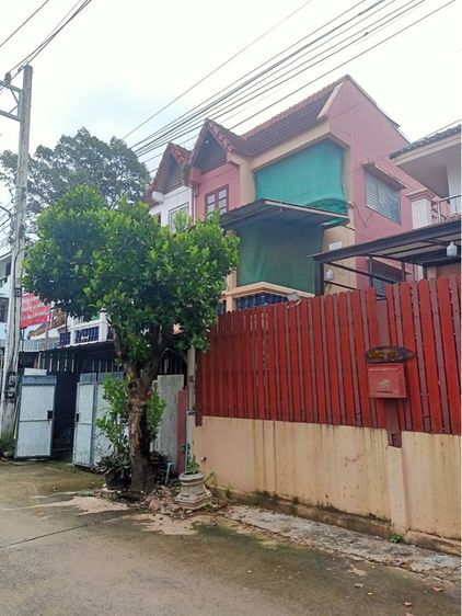 อื่นๆ มีบางส่วน สร้างเสร็จก่อน 2010 ขายทาวน์โฮม 3 ชั้น อ.เมืองเชียงใหม่ 3-storey townhouse for sale  รูปที่ 2