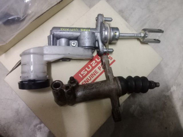 ปั้มคลัชดีแม็ก