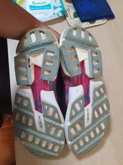 รองเท้าวิ่ง adidas รูปที่ 4