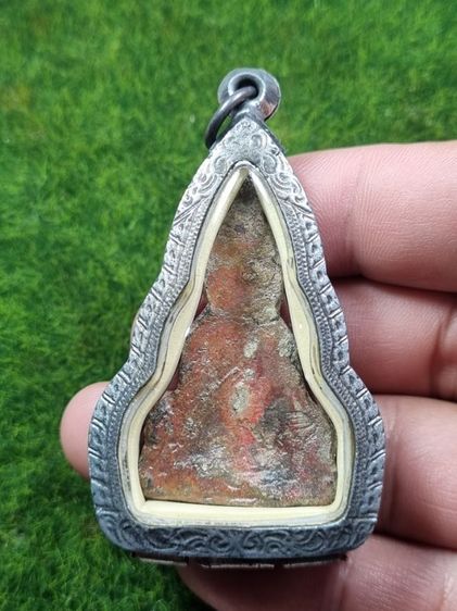 พระท่ากระดานเนื้อชินเก่าๆ รูปที่ 2