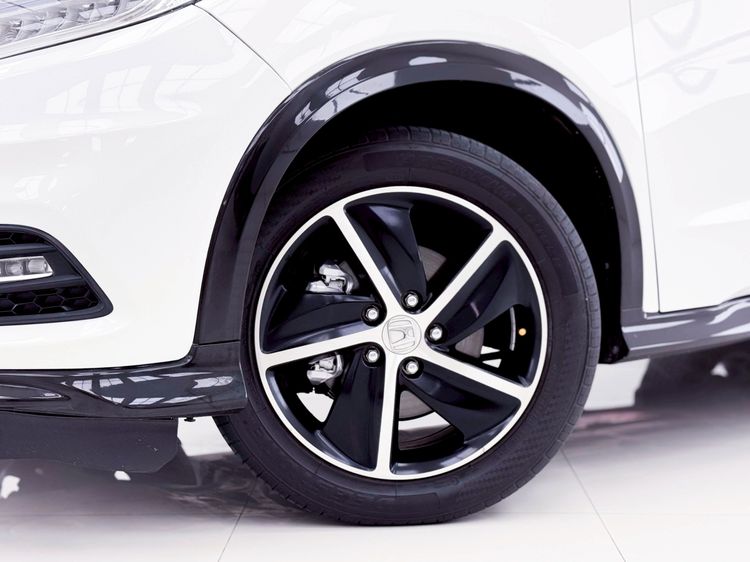Honda HR-V 2018 1.8 RS Utility-car เบนซิน ไม่ติดแก๊ส เกียร์อัตโนมัติ ขาว รูปที่ 4
